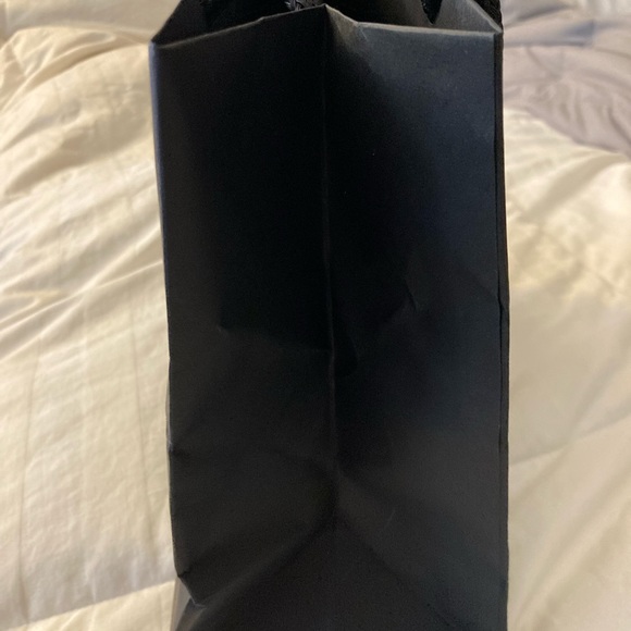 Chanel Gift Bag Ex Cond - Picture 3 of 9